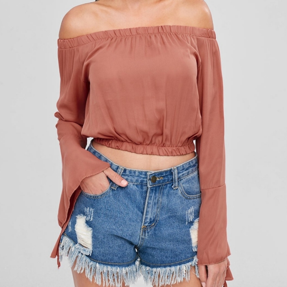 NEW! Sleeve off the shoulder top